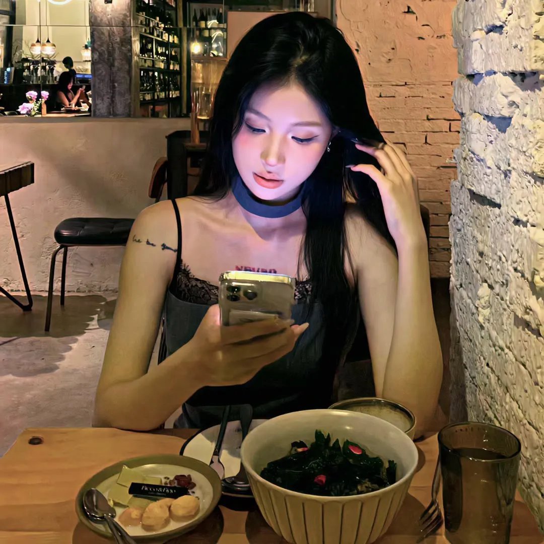 租房遇甜妹，我追你笑什么