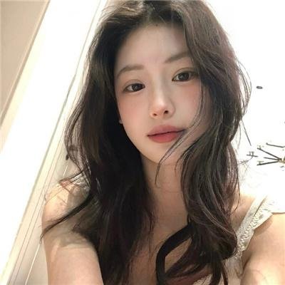 完蛋，我被七个女神逼婚了 海报